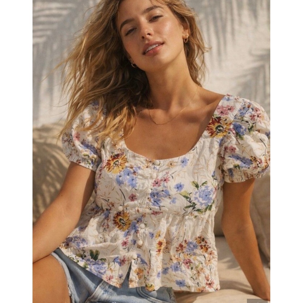 Anthropologie puff sleeve corset style cream floral top size small